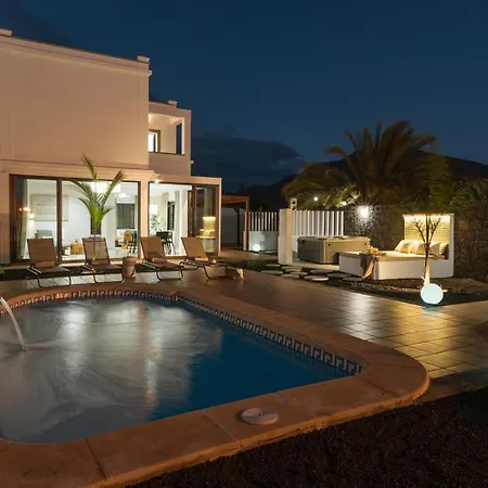 Villa Zendaya *